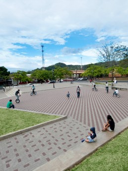 Parque de Ciudad Colón